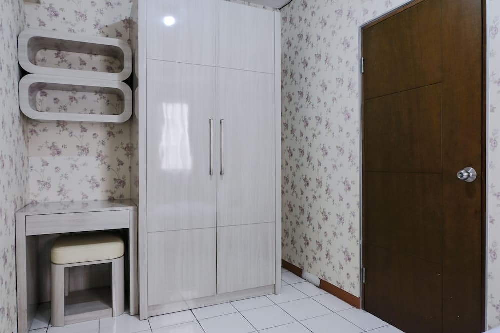 Great Deal 2Br Apartment At 7Th Floor Gateway Ahmad Yani Cicadas