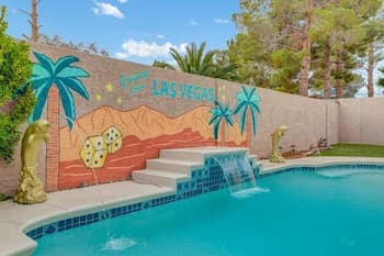 Mirage Pool House - A Piece Of Las Vegas History