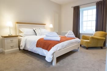 Stylish Apartment With Magnificent Views of The Netherby Estate