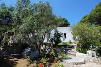 Large Villa With sea Access House D