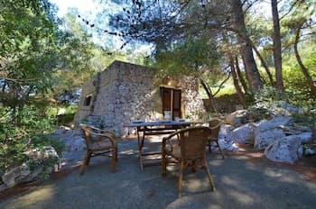 Little Trullo With Private sea Access House E