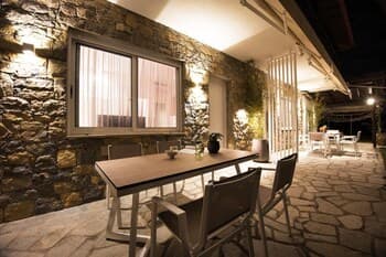 Coel Luxury Suites S1 by Travel Pro Services