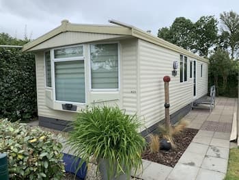 327 in Kamperland With 2 Bedrooms and 1 Bathrooms