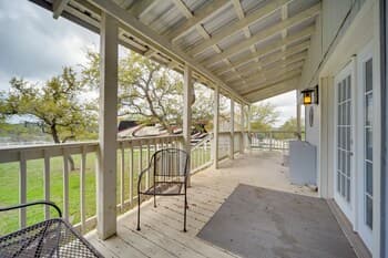 Vacation Rental in Kerrville: Pets Welcome!