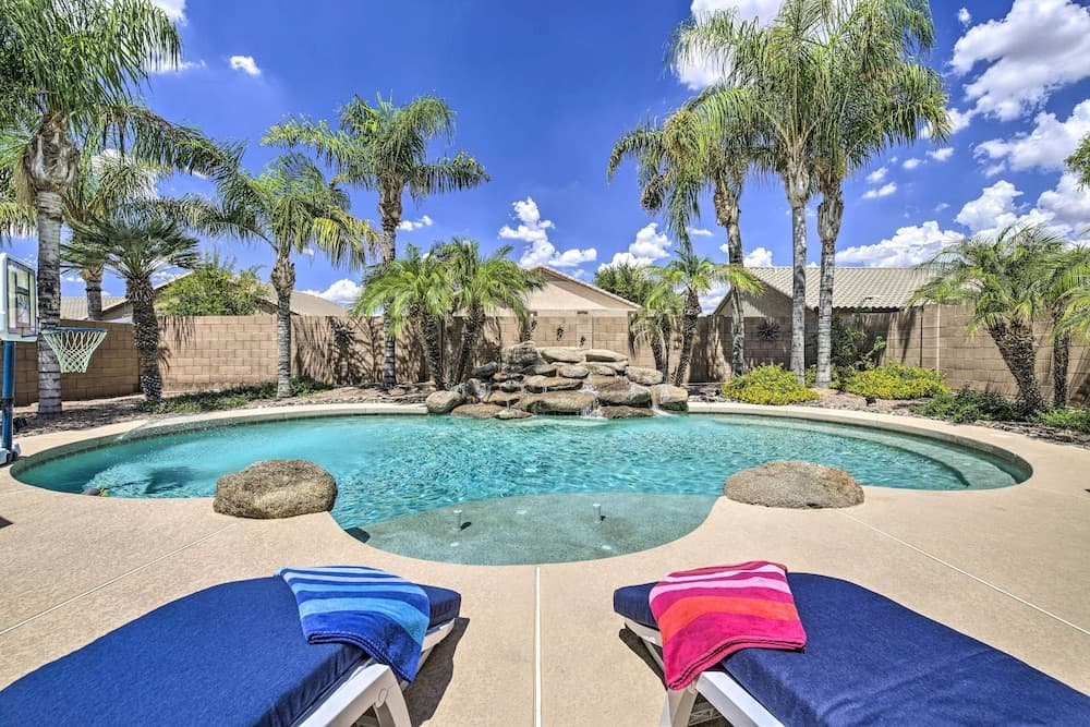 Pool, Hot Tub & Patio: Mesa Oasis Desert Getaway