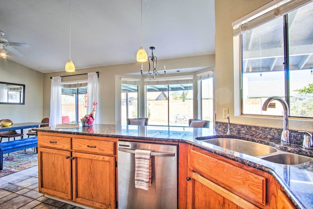 Tucson Hideaway Near Hiking & Biking!