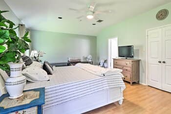 Round Rock Family Home: Large Yard, By Trails