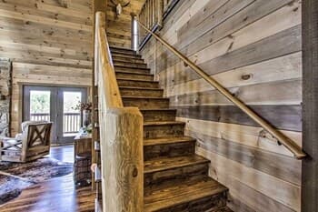 Family Mtn Cabin w/ Game Room, Hot Tub & Theater!