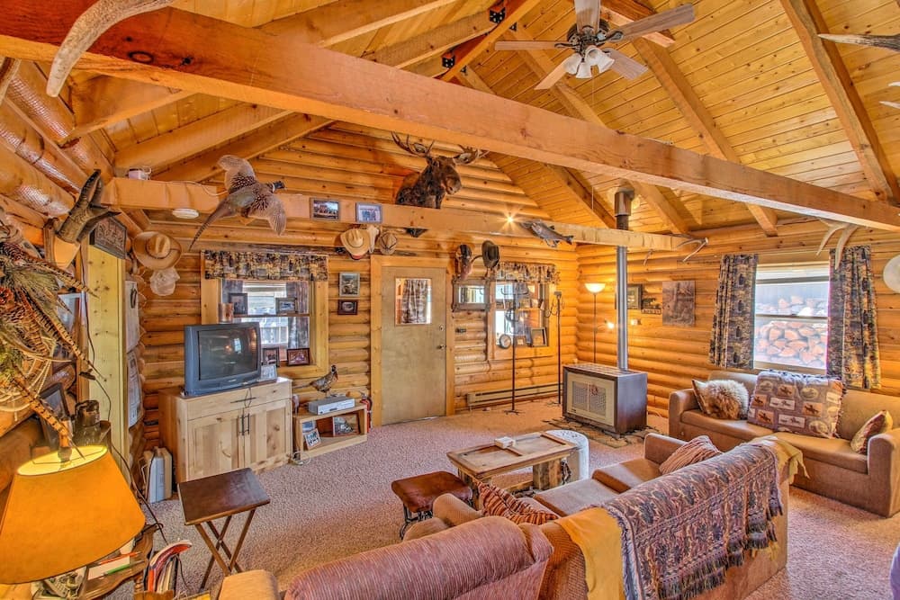 Charming Montana Retreat w/ Mountain Views!