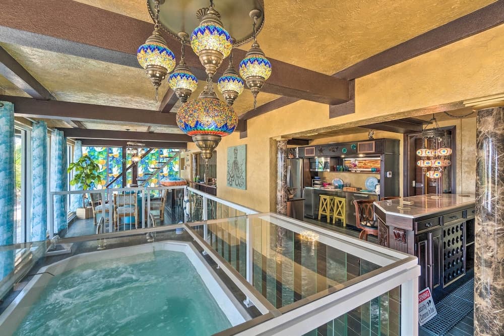 Beachfront Home on Gulf of Mexico w/ Indoor Pool