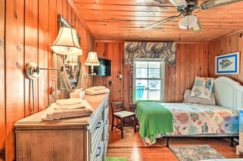 Atlantic Beach Vacation Rental, Feet to Ocean