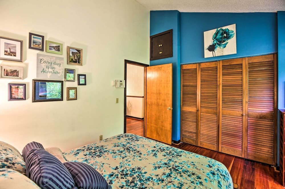 Cozy Wintergreen Resort Condo: Walk to Ski Lifts!