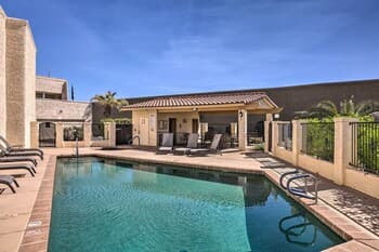 Lake Havasu Condo w/ Patio + Community Pool!