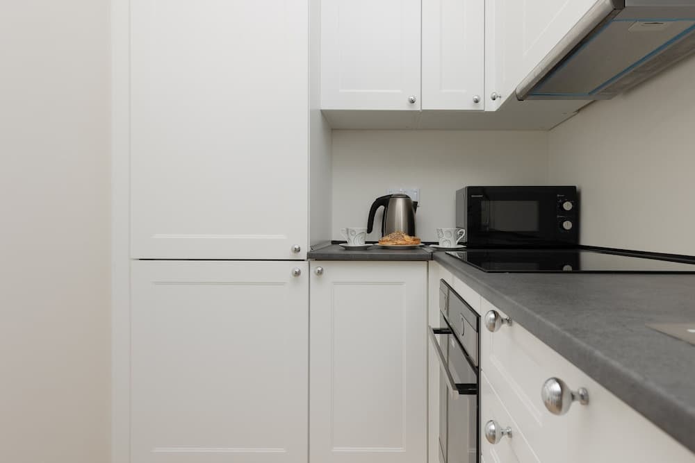 Lopianowa Apartment Warsaw by Renters