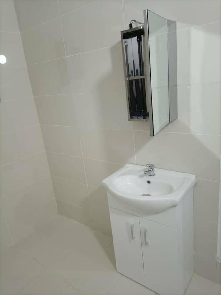 Inviting 6-bed With Swimming Pool in Assinie