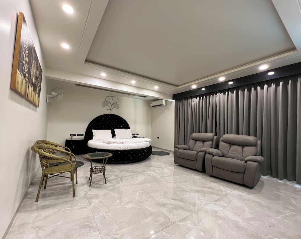 Anand Resort - A luxury Resort Nashik