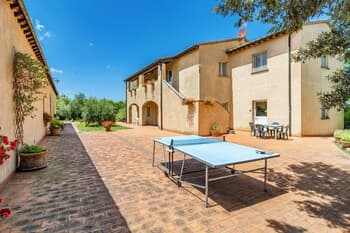 Grano, Apt With Pool Near Volterra