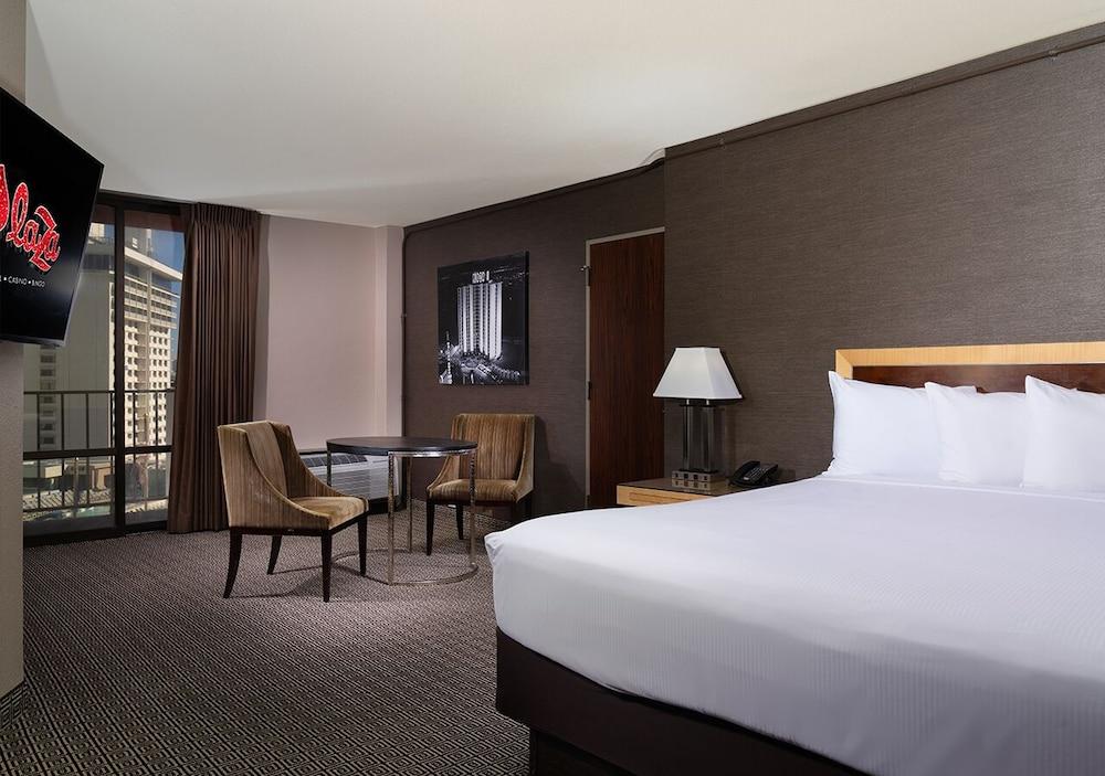 Plaza Hotel & Casino