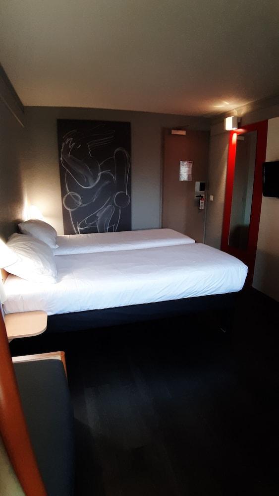 ibis Carcassonne Centre la Cité