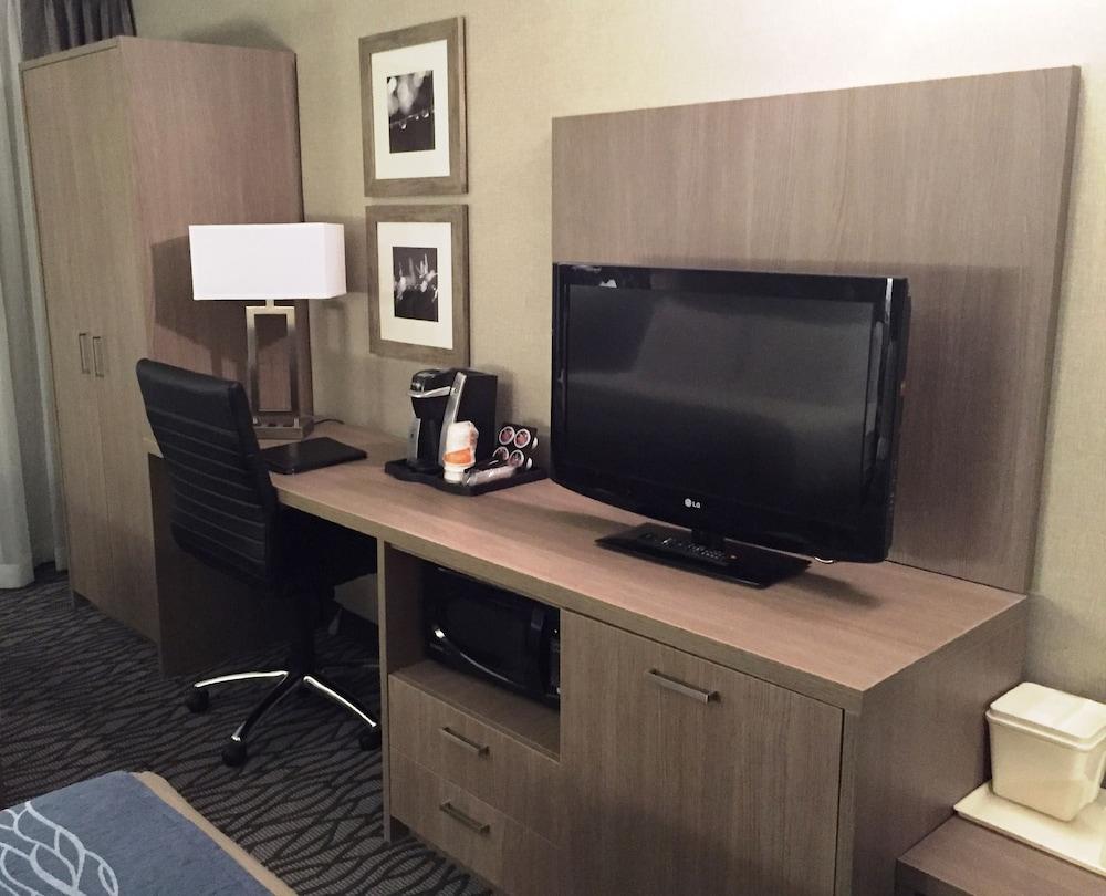 Comfort Inn Aéroport