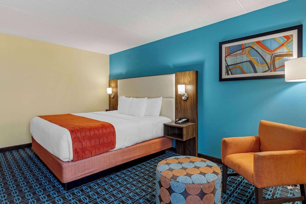 Best Western Plus North Shore Hotel