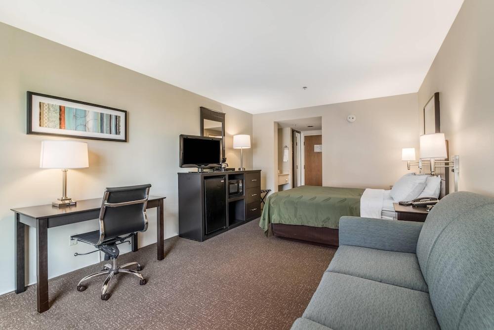 Quality Inn Portsmouth West End