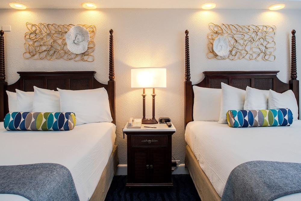 Island Grand at TradeWinds