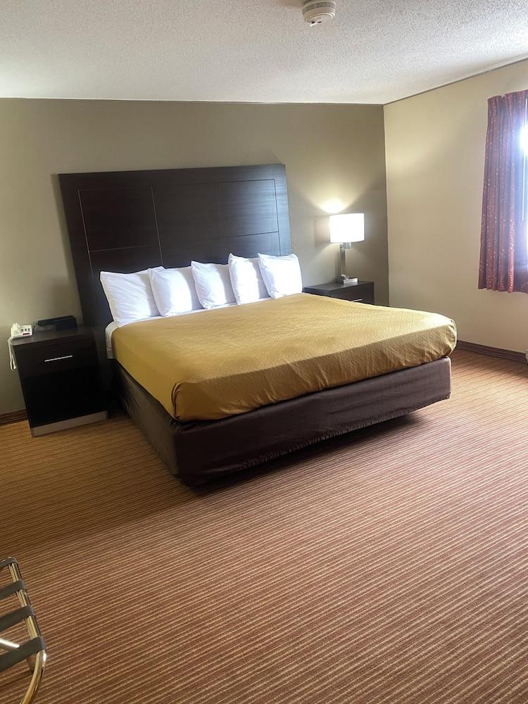 SureStay by Best Western Massena