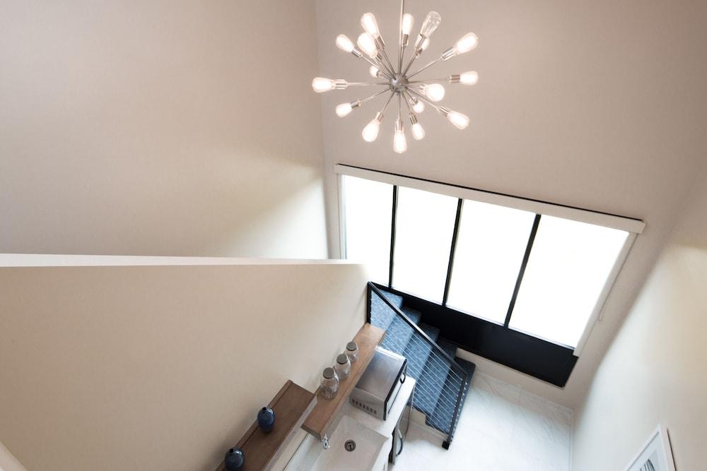 Hotel Renovo Des Moines Urbandale,Tapestry Collection Hilton