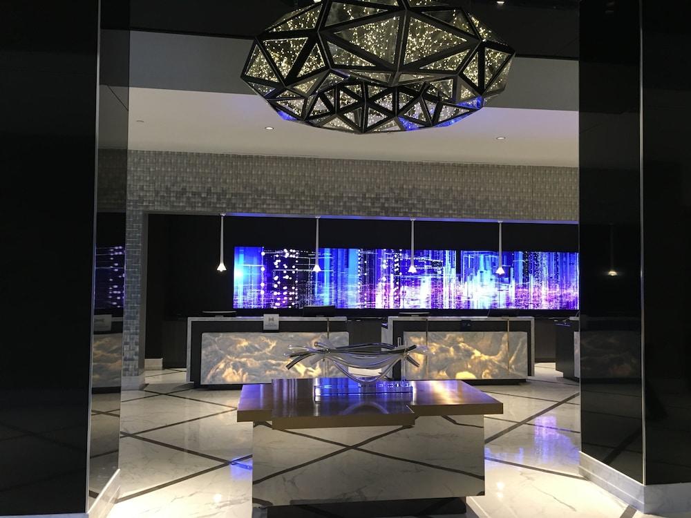 Hilton Miami Downtown