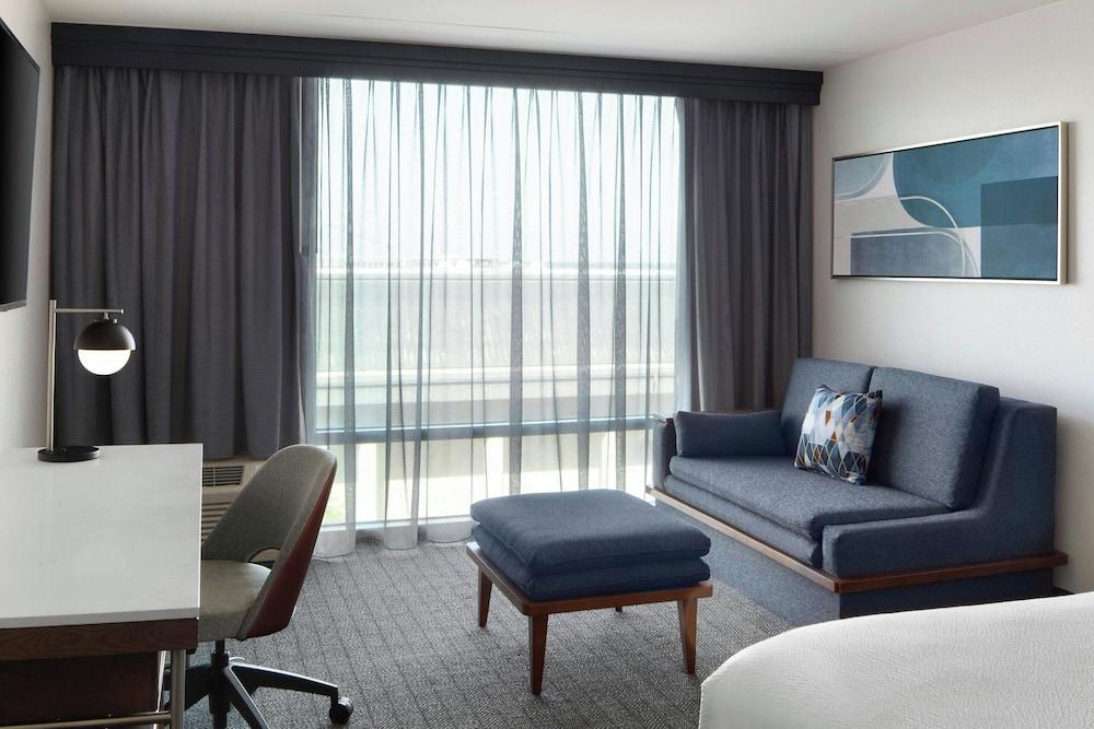 Courtyard by Marriott Columbia Downtown at USC