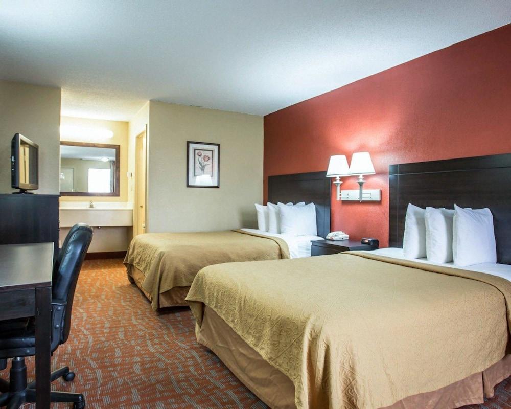 Quality Inn & Suites Monroe