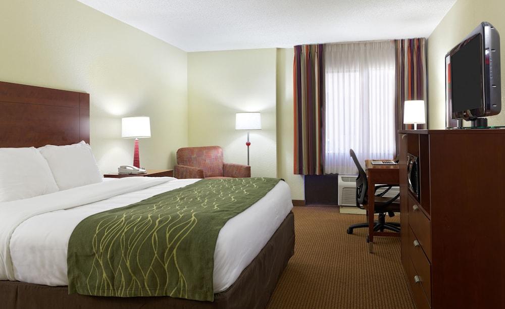 Comfort Inn Fayetteville near Fort Bragg