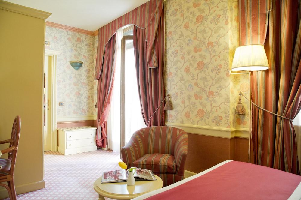 Hotel Milano Regency