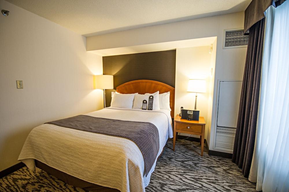 Cambridge Suites Hotel