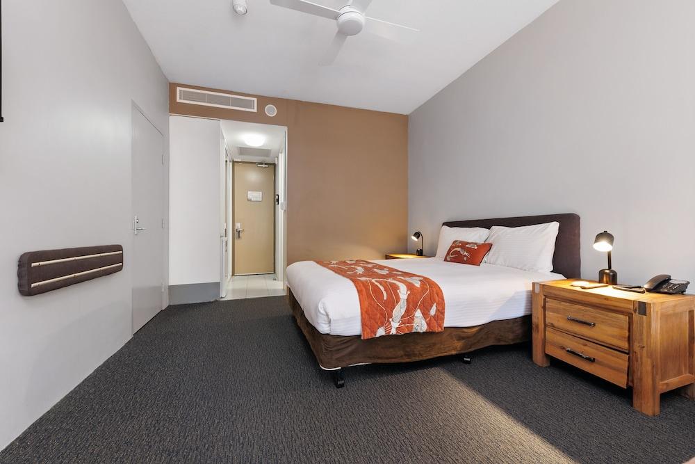 Mercure Kakadu Crocodile Hotel