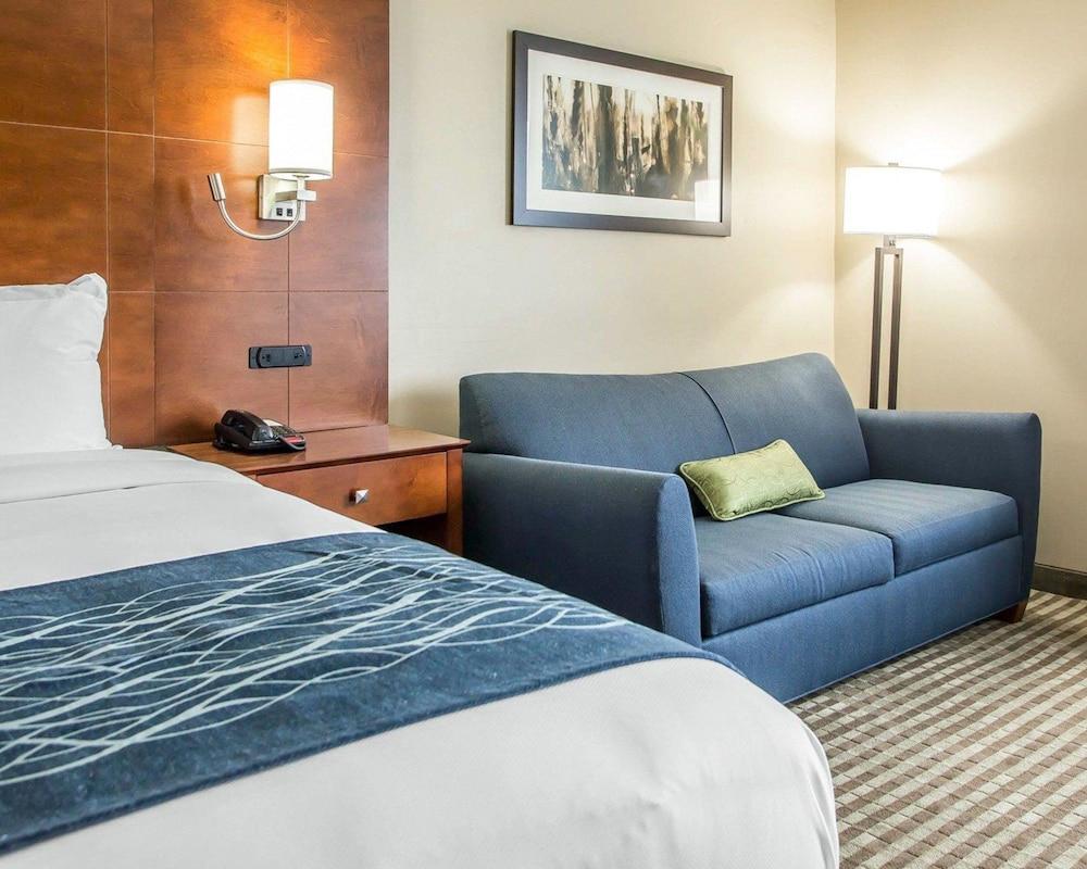 Comfort Inn Hammond I-94