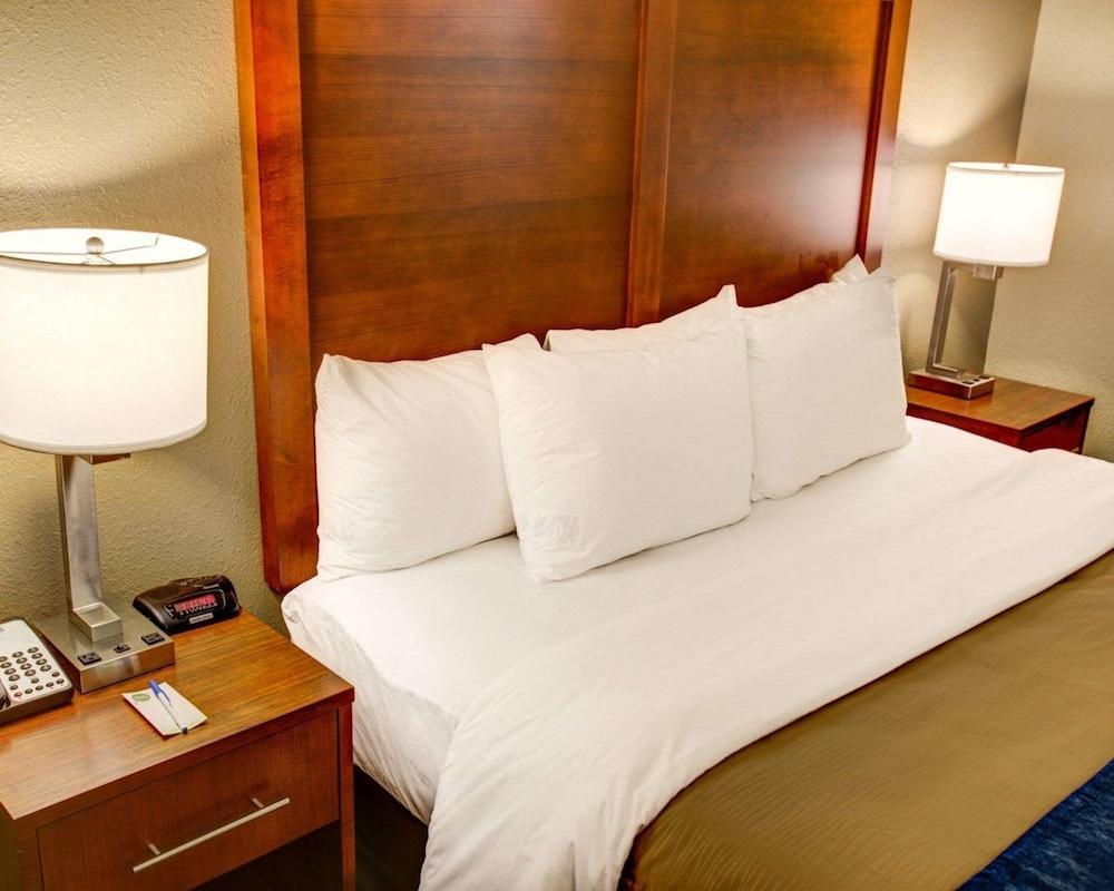 Comfort Inn Conference Center Pittsburgh Penn Hills