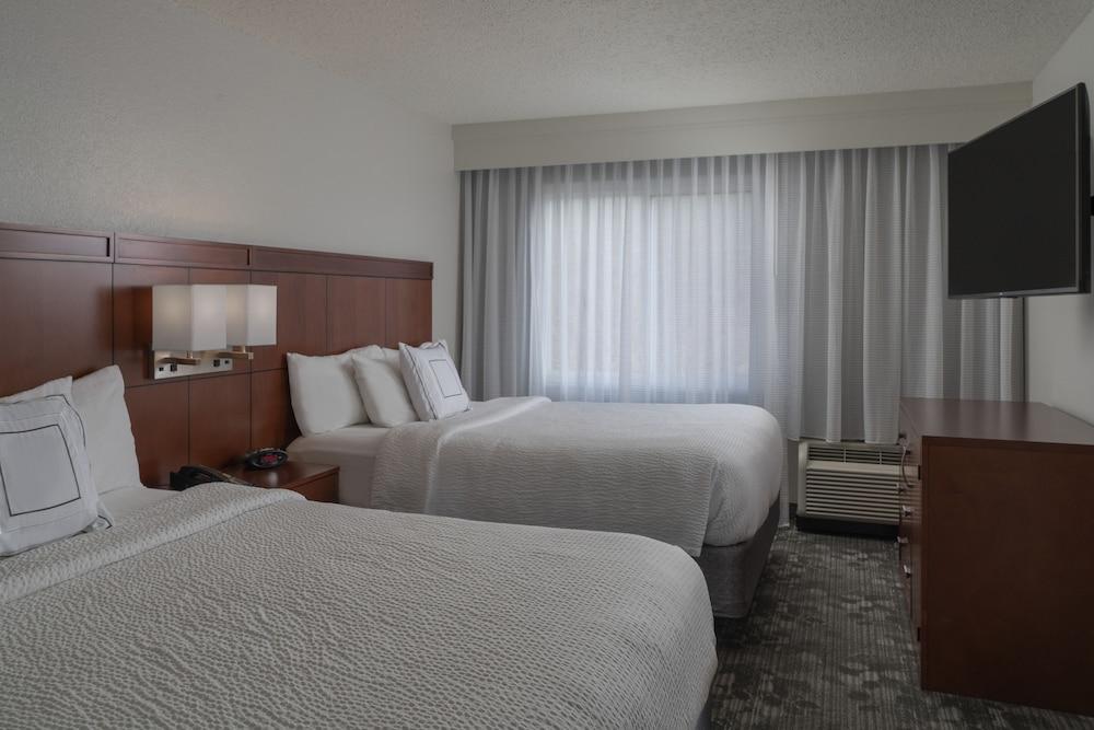 Sonesta Select Chattanooga Hamilton Place