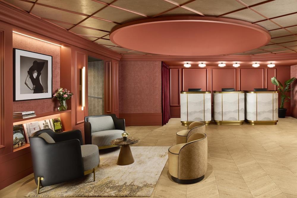 NH Collection Paris Ponthieu Champs-Elysées