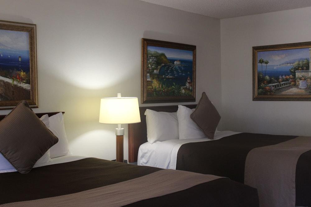 O'cairns Inn & Suites