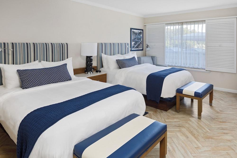 Reefhouse Resort & Marina