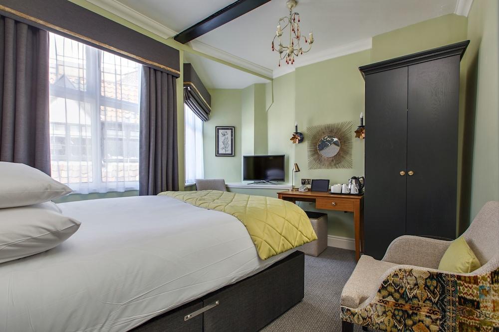 The Maids Head Hotel