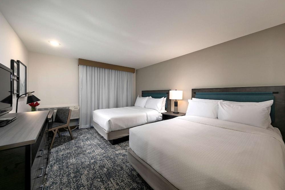 Seacliff Inn Aptos, Tapestry Collection by Hilton