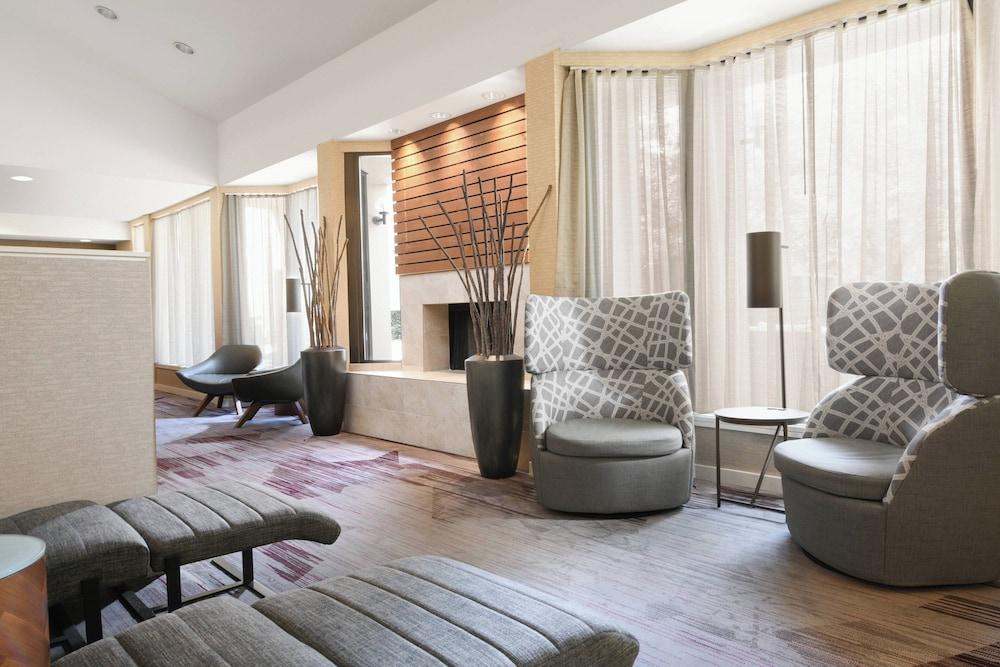 Courtyard by Marriott Dallas Las Colinas