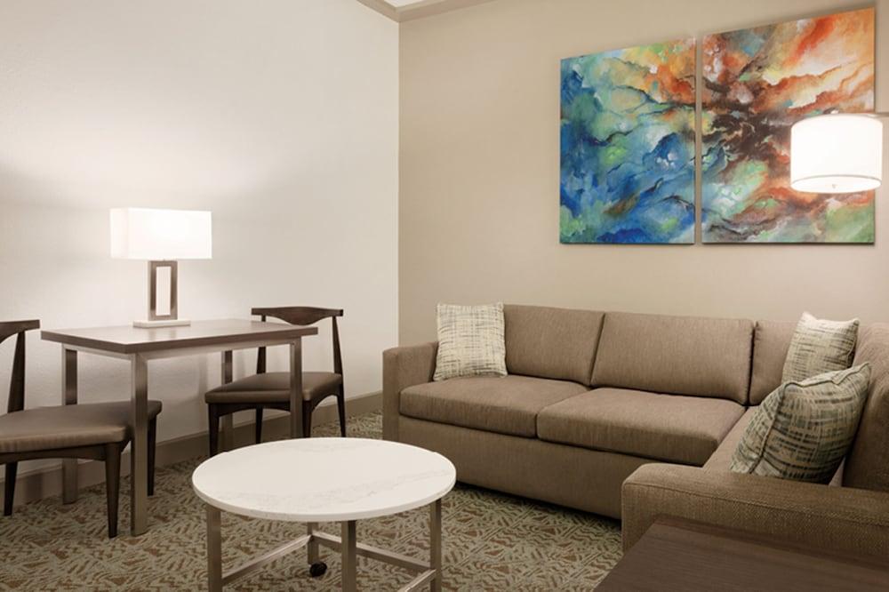 Buena Vista Suites Orlando