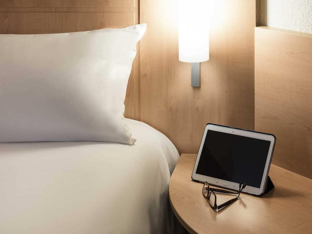 ibis Angers Centre Château