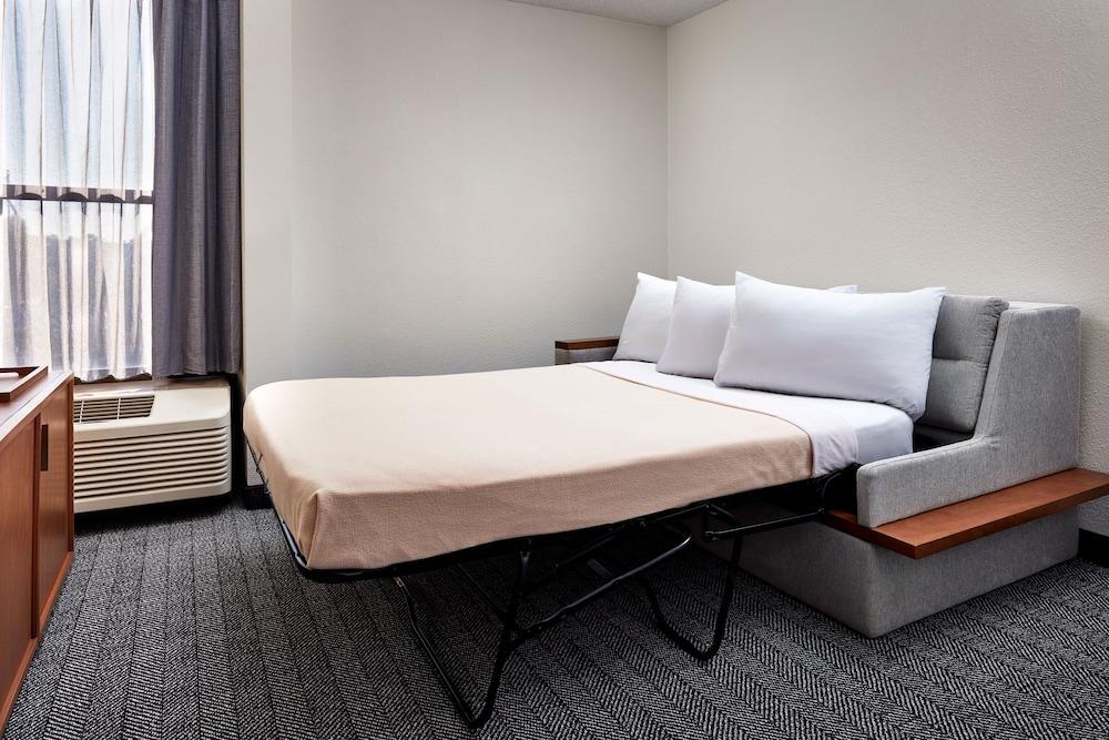 Courtyard by Marriott Vallejo Napa Valley