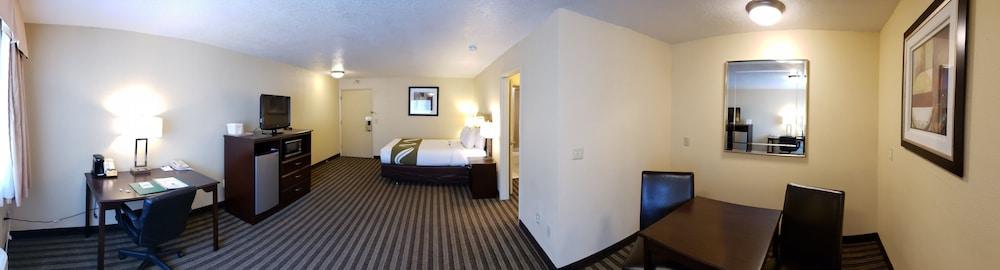 Quality Inn & Suites Vancouver - Hazel Dell