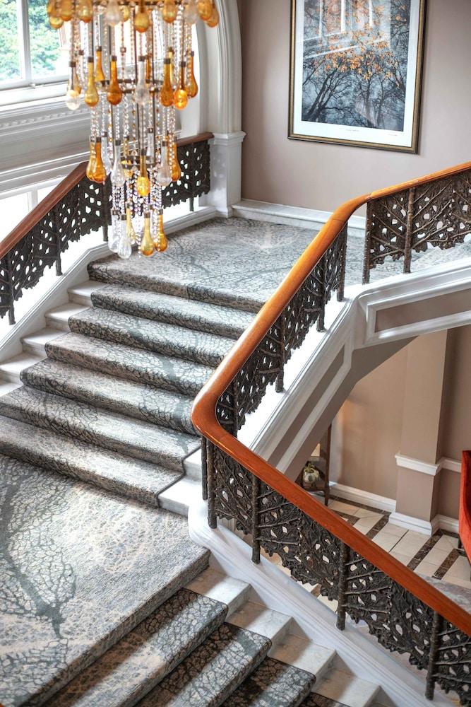 The Caledonian Edinburgh, Curio Collection by Hilton